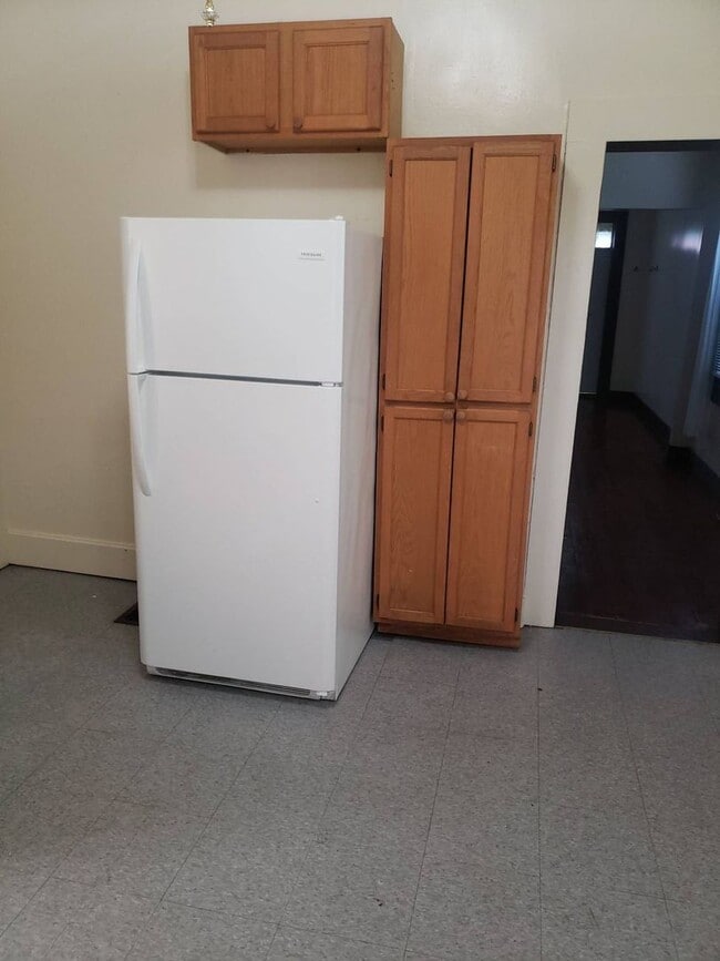 Building Photo - 2 BR near Promenade Park