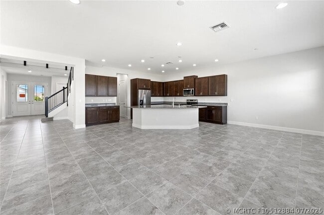 Building Photo - 15000 RedCove Pl