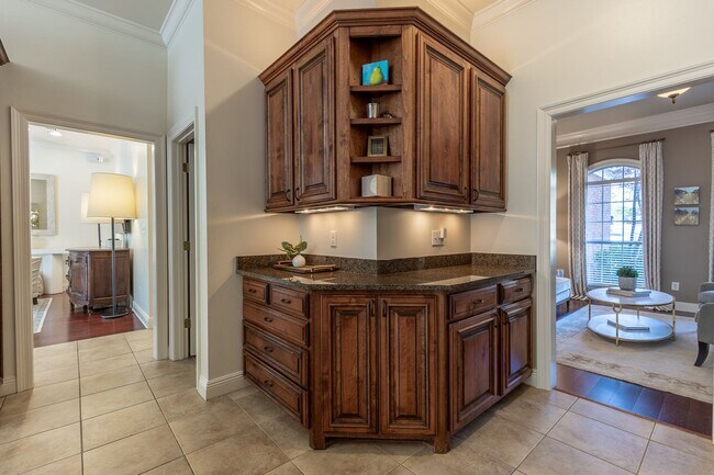 Building Photo - 7316 Northbrook Cir