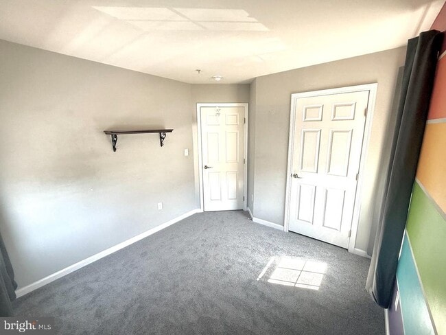 Building Photo - 9407 ASTON Vlg