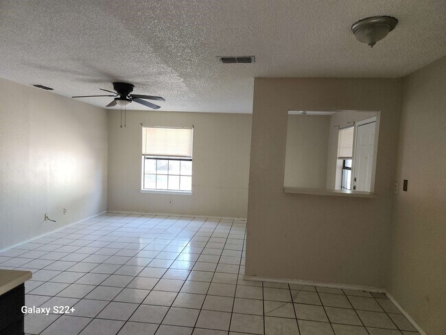 Building Photo - 1420 Juarez Ave