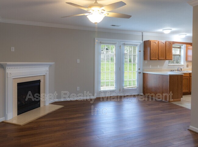 Building Photo - 2123 Cartmill Dr