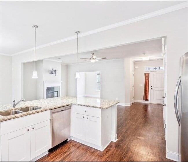 Building Photo - 7704 Fawn Cir