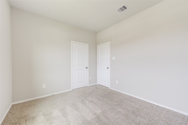 Building Photo - 20451 Green Mountain Dr