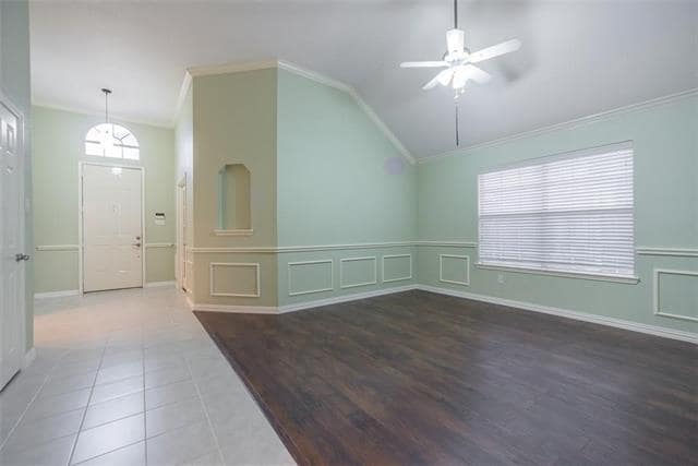 Building Photo - 2020 Westbury Ln