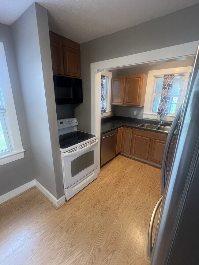 Building Photo - Charming 4-Bedroom Home on Spacious Corner...