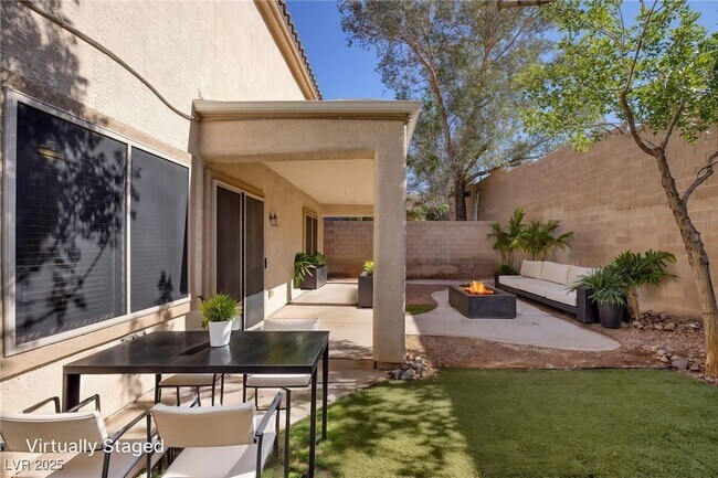 Building Photo - 1077 Lemongrass Ct