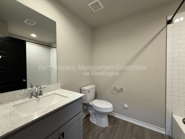 Building Photo - 4301 Montage Blvd