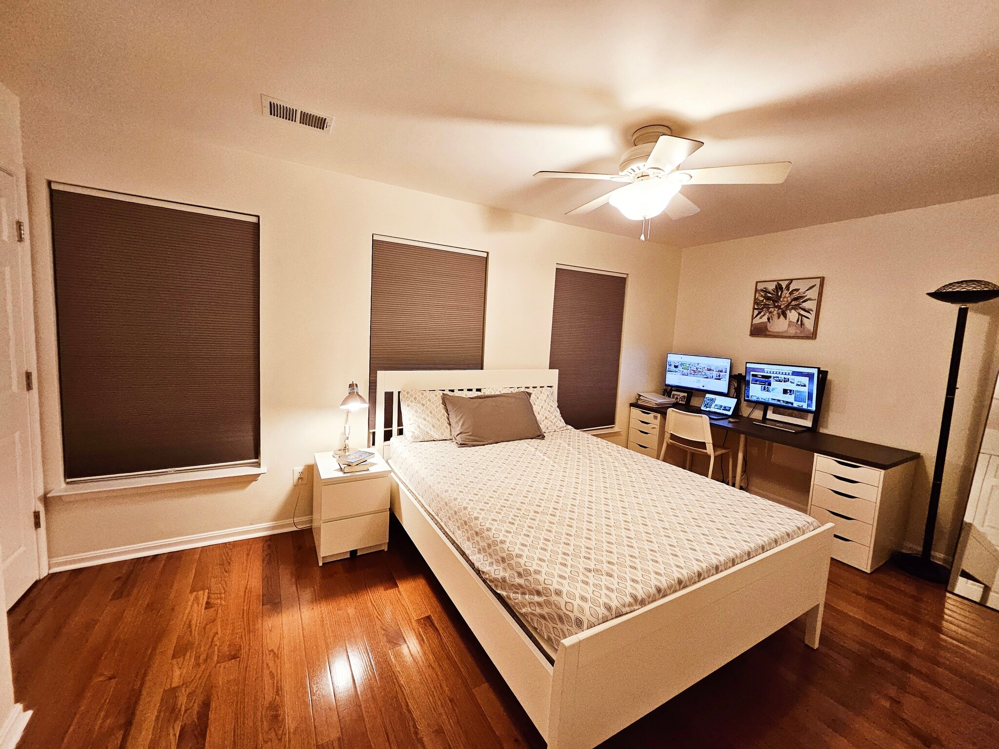 Master bedroom. Furnitures not included - 12024 Country Mill Dr