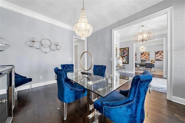 Building Photo - 3165 Oakdale Rd