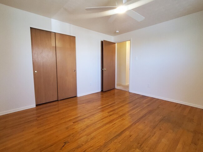 Building Photo - 3260 Dudley St