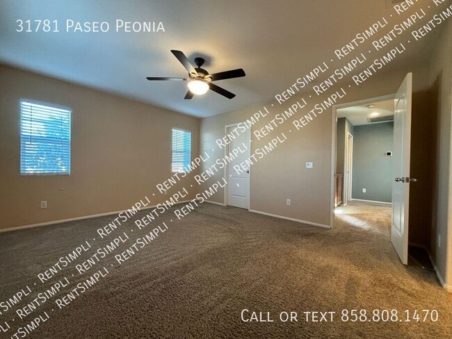 Building Photo - 2 BR 2.5 BA Condo located in The Paseos at...