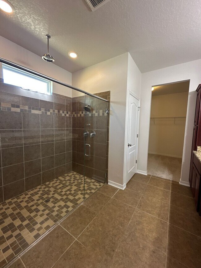 Building Photo - Room to Live, Space to Thrive