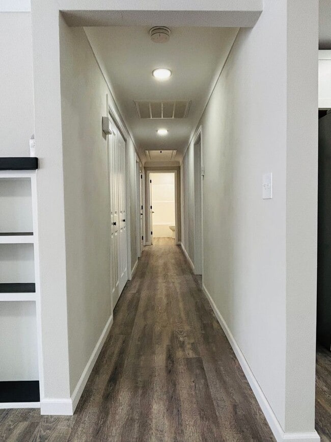 Building Photo - Remodeled 3 bedroom home- available now!