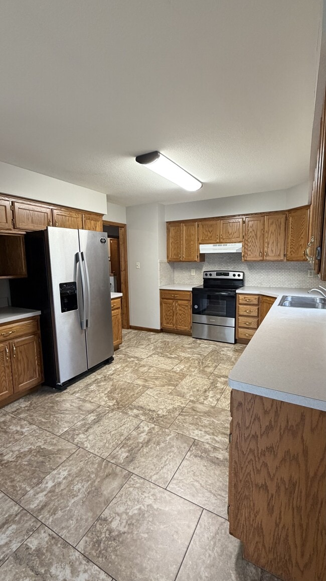 Building Photo - 3612 SW Atwood Ave