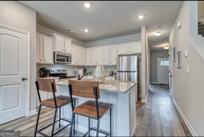 Building Photo - 2781 Bayrose Cir