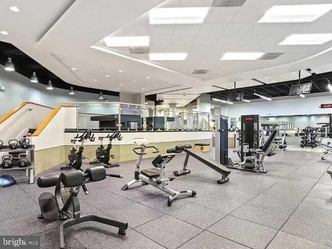 Building Photo - 1011 Arlington Blvd