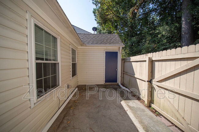 Building Photo - 3030 Trappers Run
