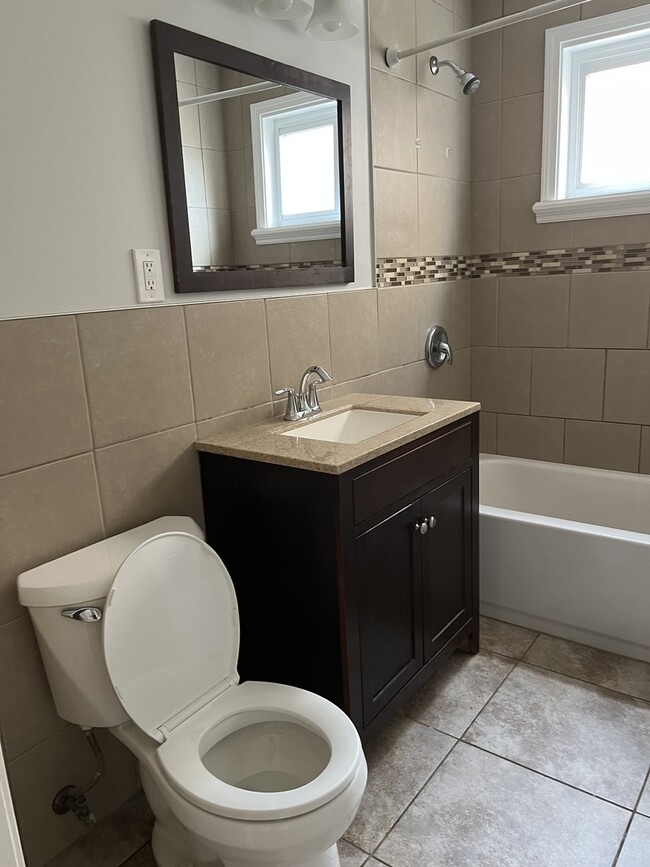 Building Photo - 2611 W Fitch Ave