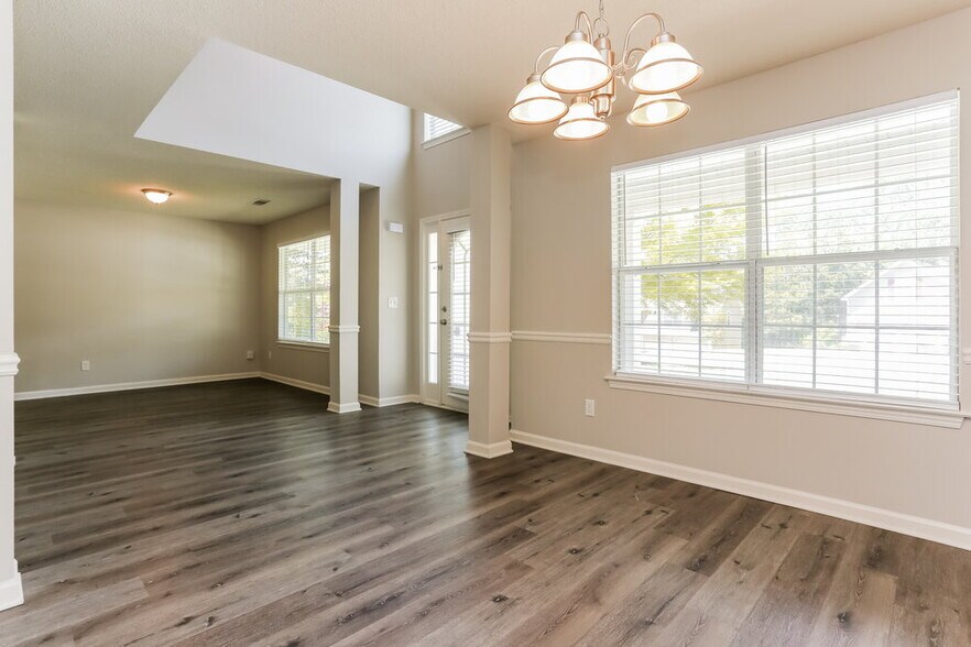 Building Photo - 3548 Craggy Perch