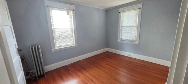 Building Photo - 176 Safford St