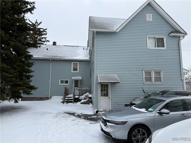 Building Photo - 1816 Military Rd