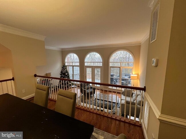 Building Photo - 1735 22nd Ct N