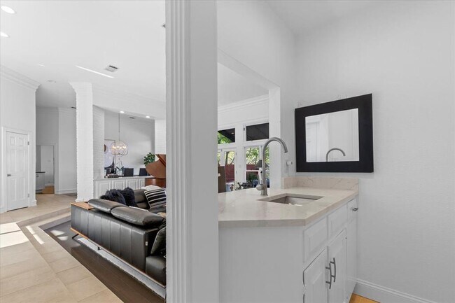 Building Photo - 3503 Needles Dr