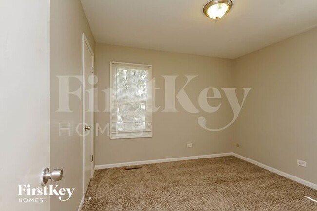 Building Photo - 629 Turkey Run Dr