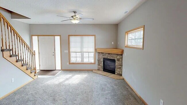 Building Photo - 2204 NW Ashton Ln