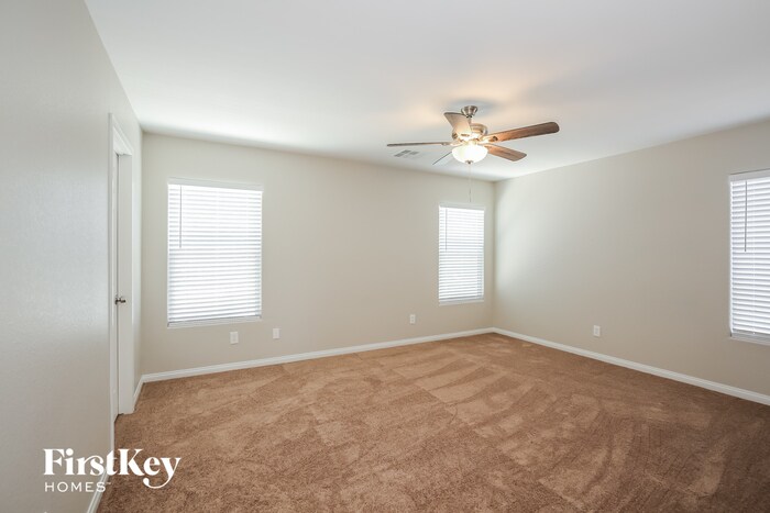 Building Photo - 8748 Palomino Ranch St