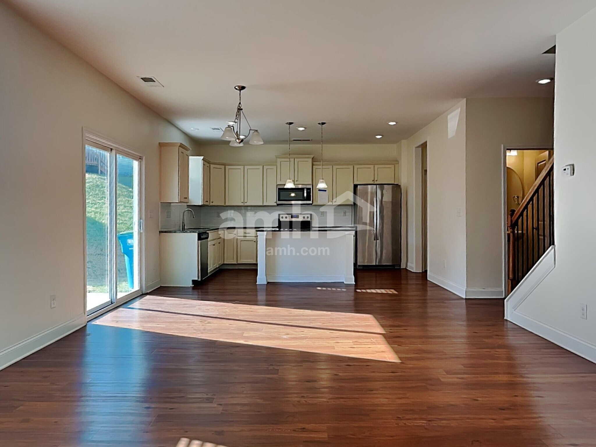 Building Photo - 6835 Thistle Down Dr