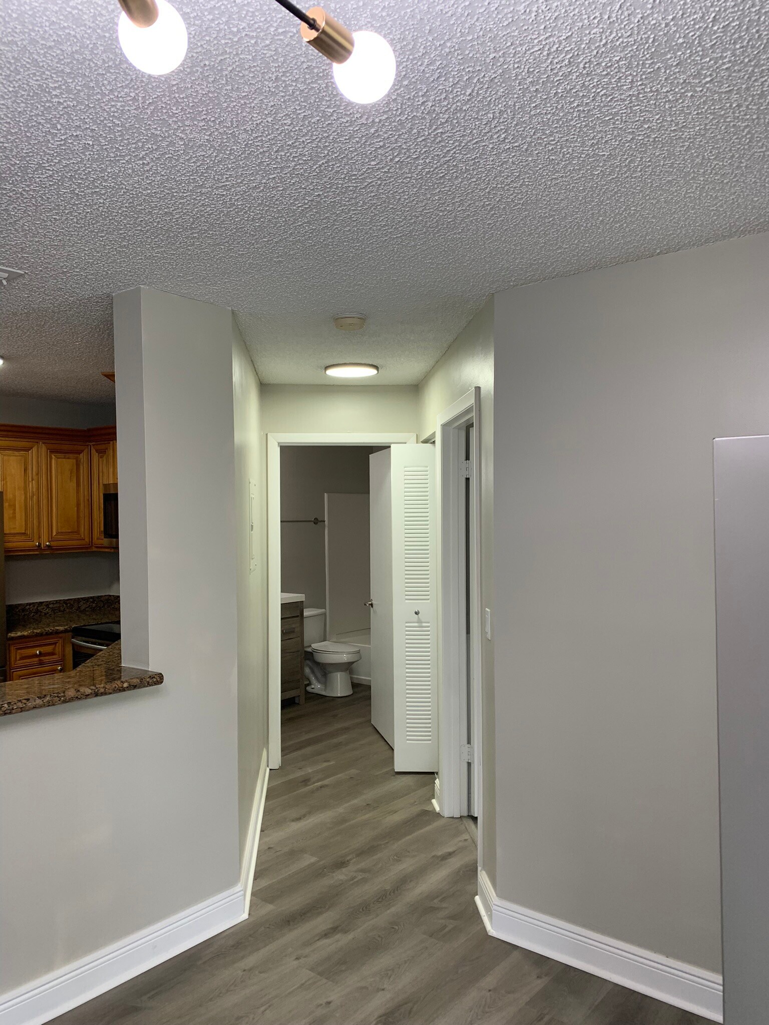 Building Photo - 715 Sugar Bay Way