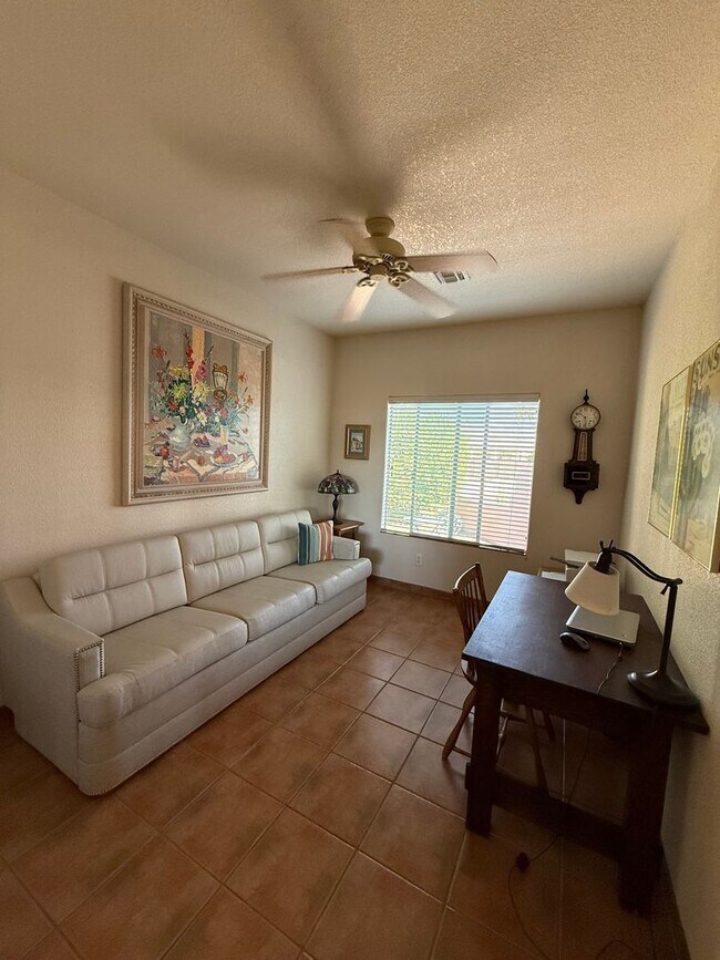 Building Photo - Gorgeous Furnished Pool/Spa Home with spectacular views