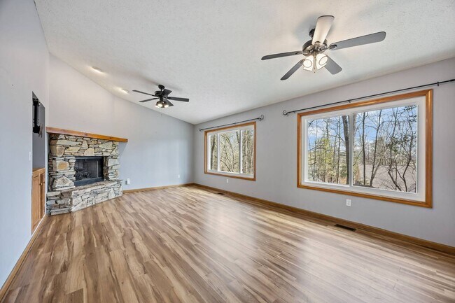 Building Photo - 200 Waterford Dr