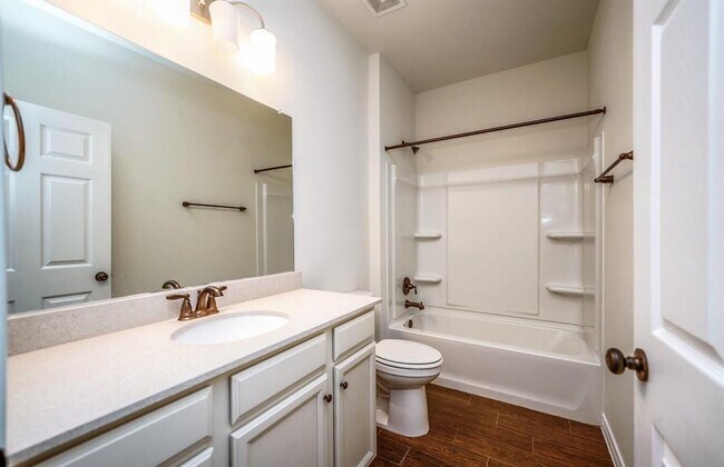 Building Photo - 27986 Clear Pines Dr.