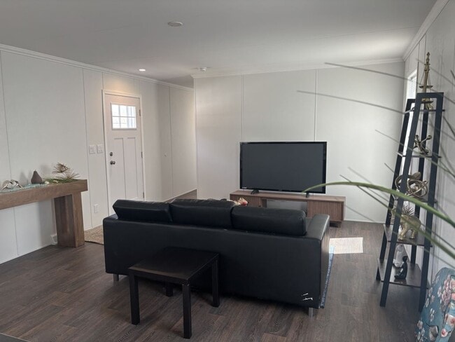 Building Photo - 47 Cimarron