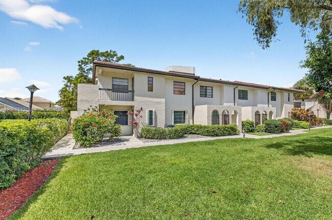 Building Photo - 21785 Cypress Dr