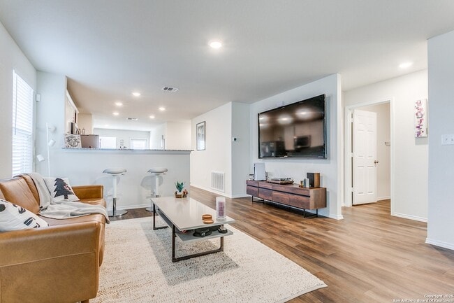 Building Photo - 5911 Bluestem Wy
