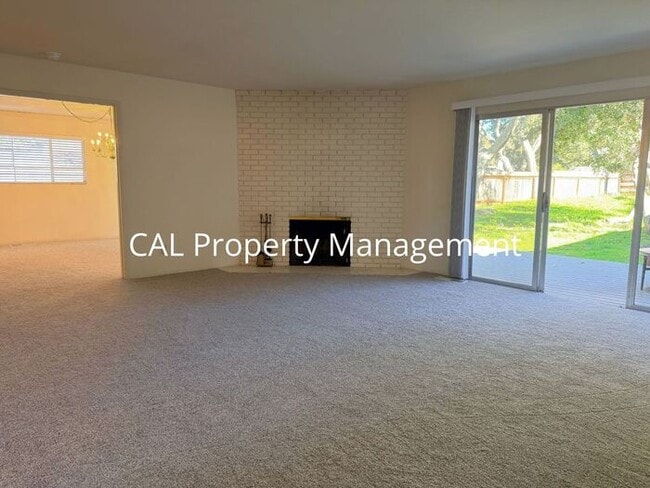 Building Photo - Beautiful 3-Bedroom Pebble Beach Home!