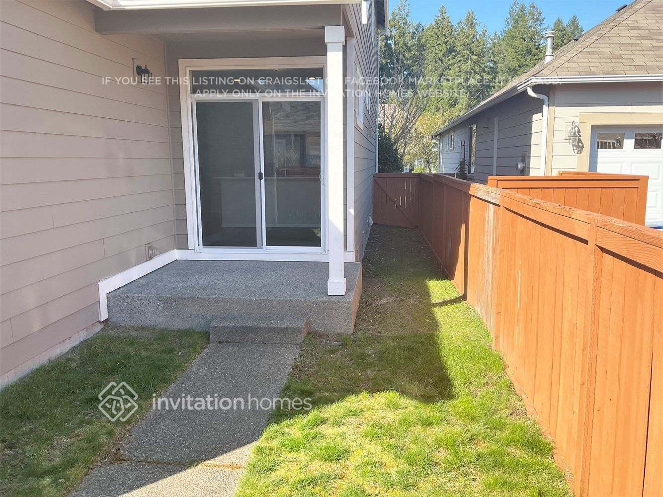 Building Photo - 9115 Periwinkle Loop NE