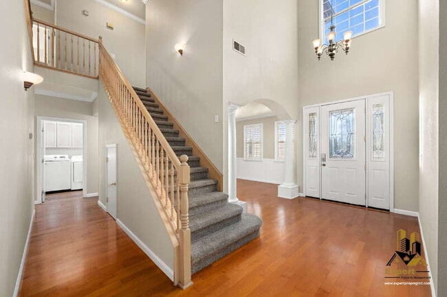 Building Photo - 5291 Bryant Rd