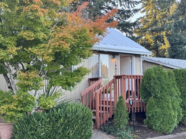 Front Entry - 16670 S Carus Rd