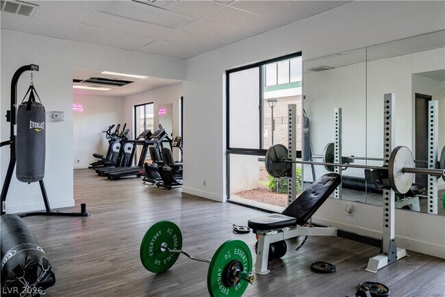 Building Photo - 3930 University Center Dr