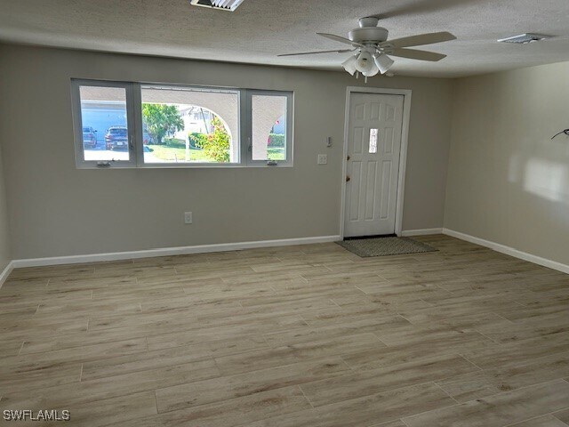 Building Photo - 6128 Cocos Dr