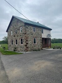 Building Photo - Single Family Farm Home in East Berlin!