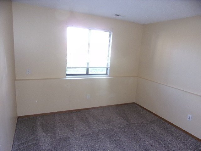 Building Photo - Littleton Ranch Style Home - 2 Bedrooms - ...