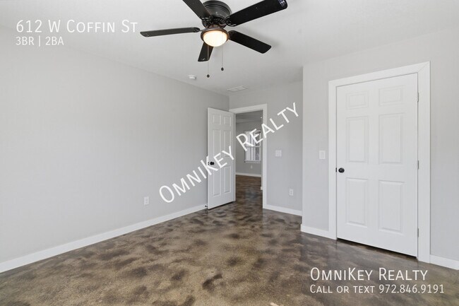 Building Photo - 612-622 W Coffin St