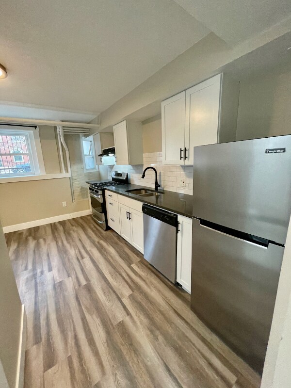 Building Photo - 1575 N Gaylord St