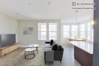 Building Photo - 1000 Lupine-SI FL3-ID7992A